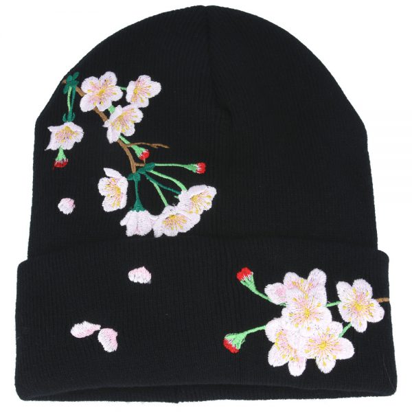 Maz Flower Embroidery Beanie - Black